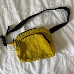 BAGGU Sour Green Fanny Pack